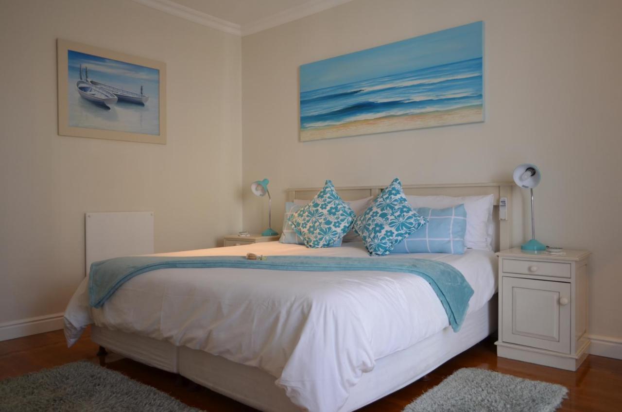 On The Bay Bed & Breakfast Порт Елизабет Екстериор снимка
